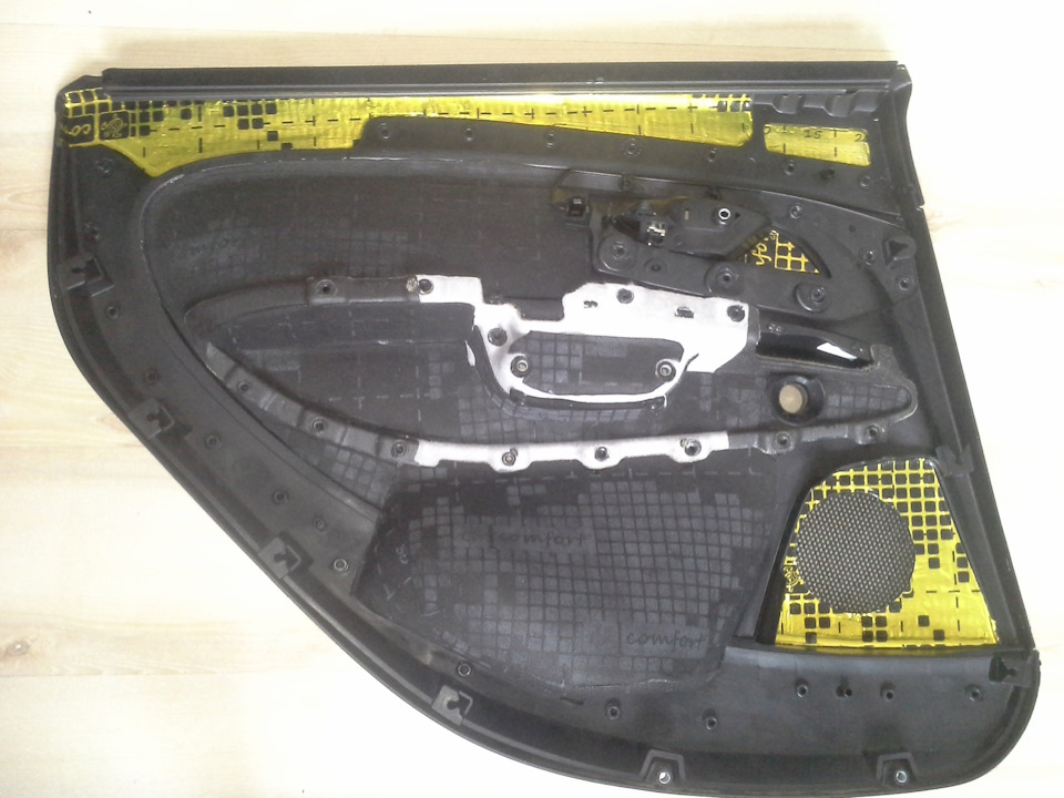 rear door plastic trim vibro insulation 2