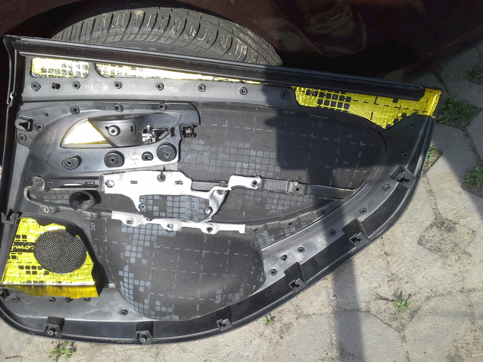 rear door plastic trim vibro insulation 1