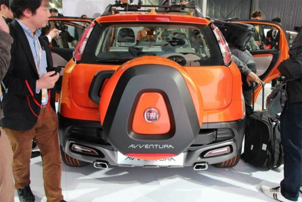 Fiat побудував на базі Punto вседорожній хетчбек 3