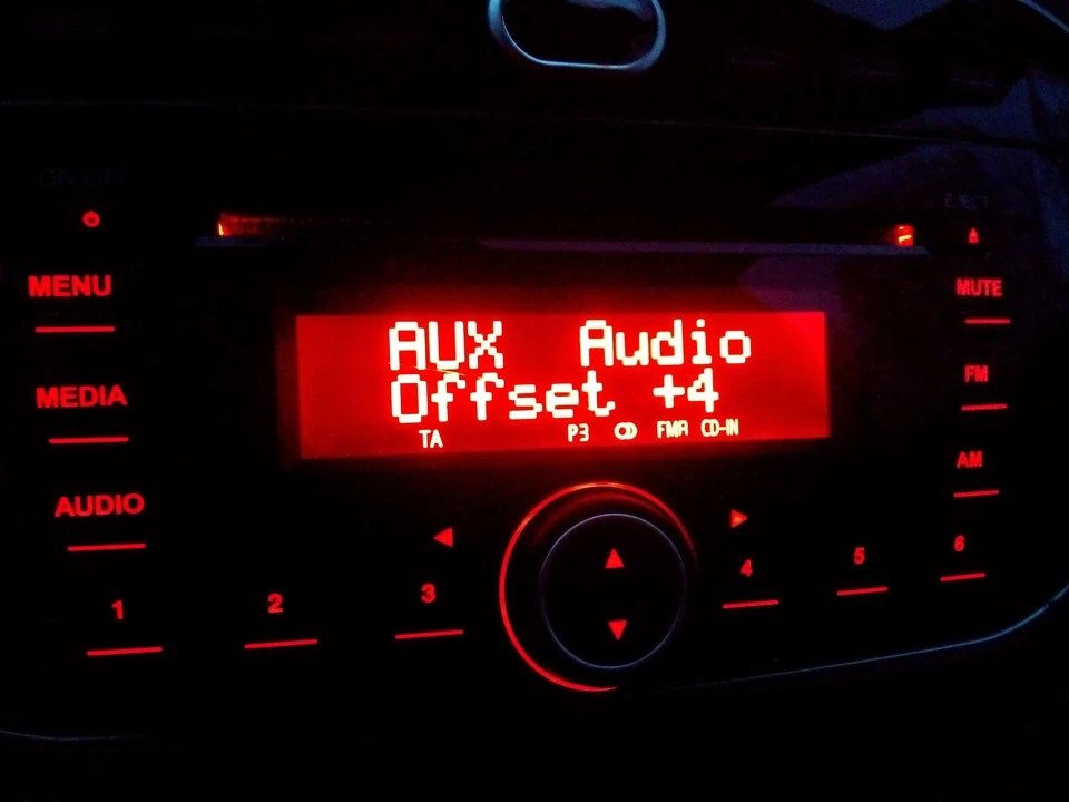 AUX зроблено
