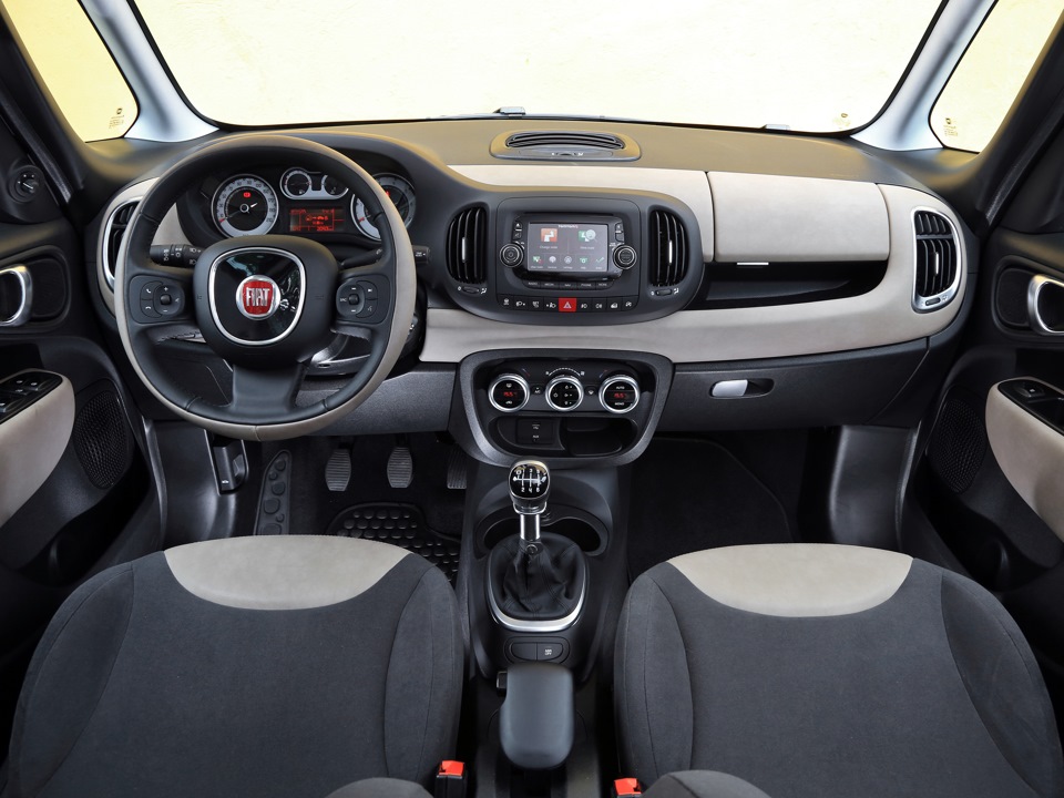 Новий Fiat 500L Living 1