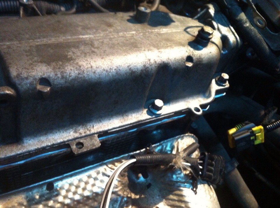 Заміна прокладки клапанної кришки 3