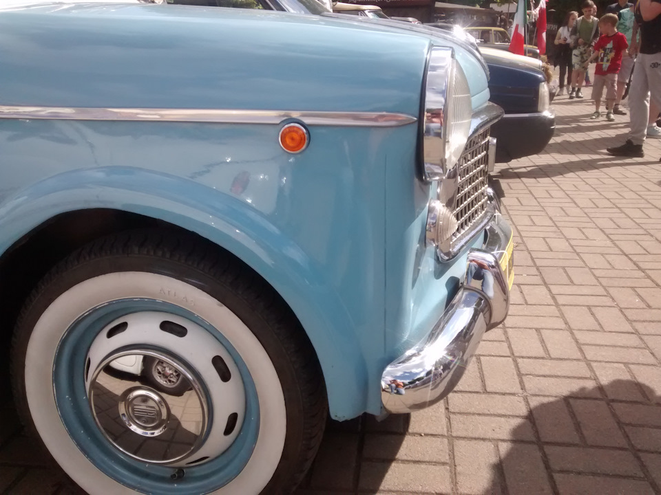Хто впізнає авто?! 1