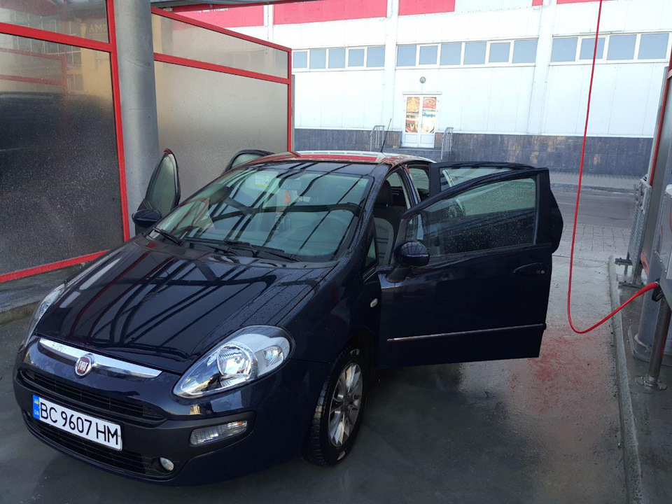 Fiat Punto Evo 1.3 білий дим 1