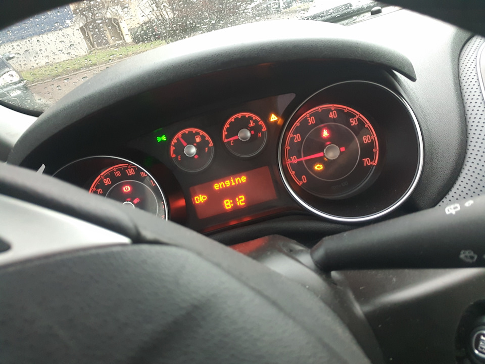 FIAT PUNTO EVO горить CHECK START STOP UNAVAILABLE 2