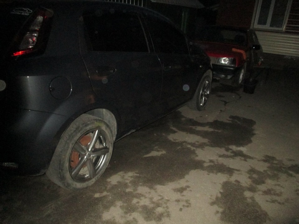 Лапті R16 5