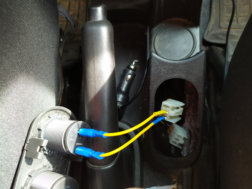 USB розетка 4