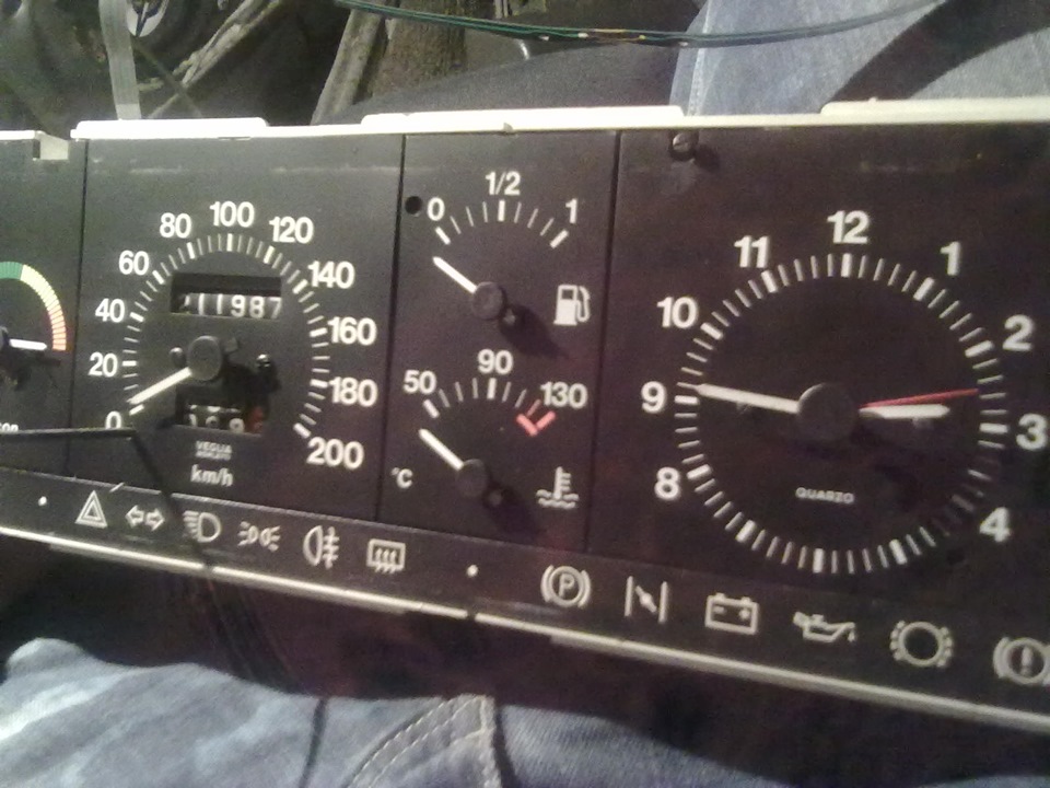 Тахометр 3