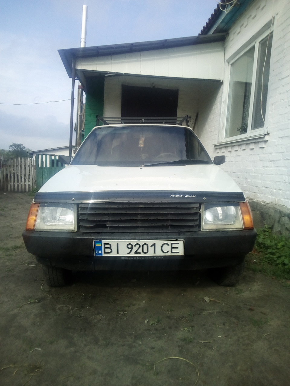 Купив чергову Таврію 1