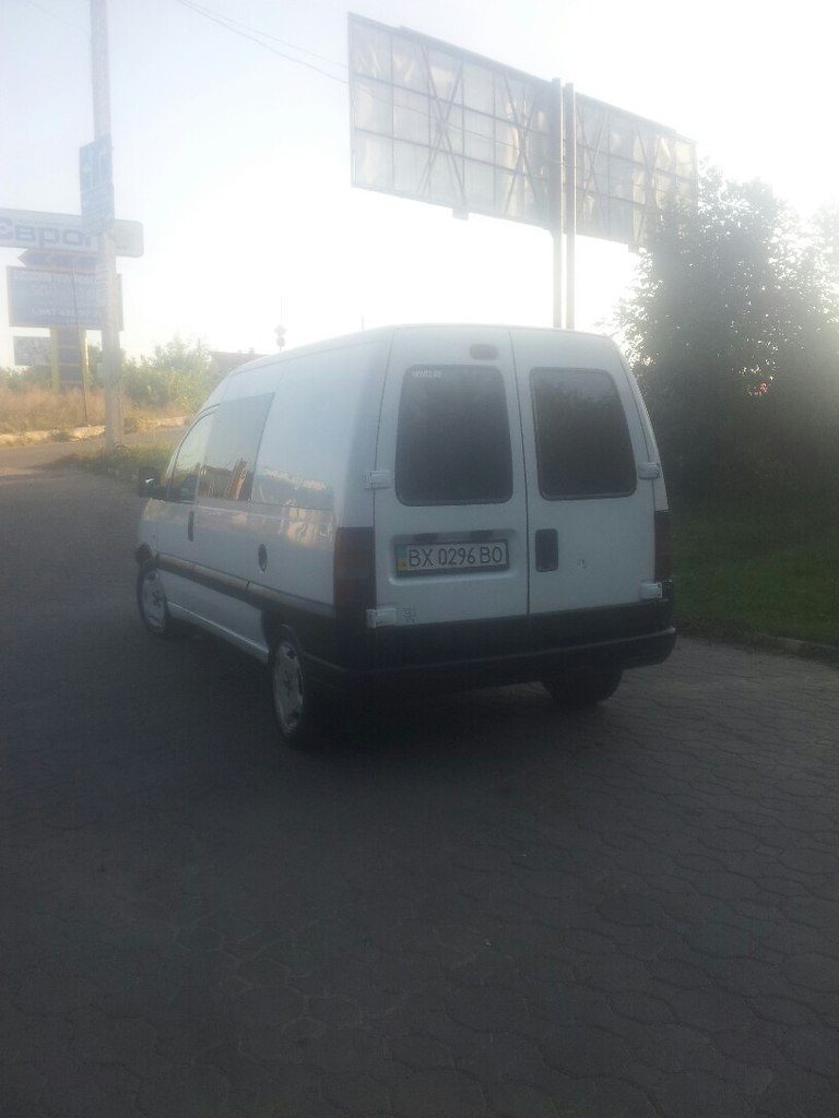 Помив ластівку 1