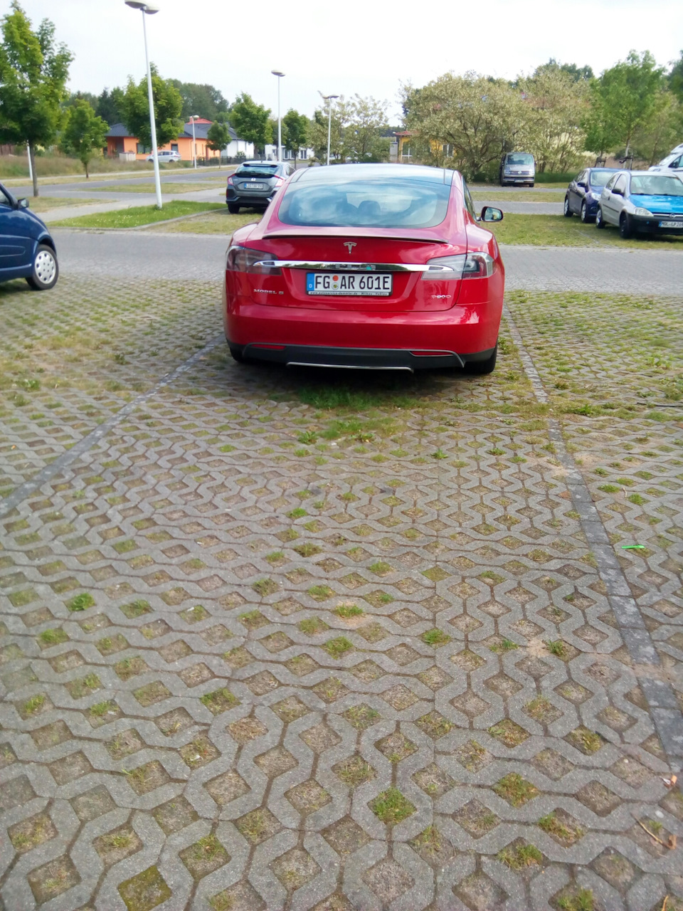 Tesla S еще одна красавица 3