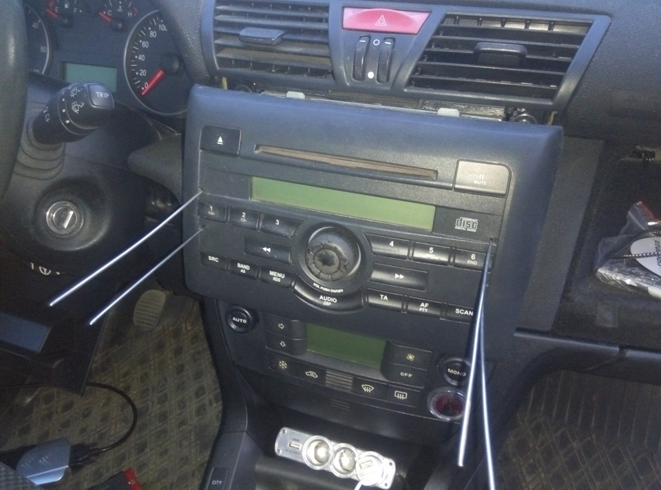 AUX Fiat Stilo 3