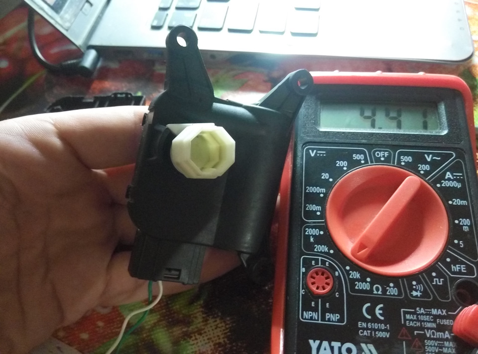 Клімат. Stilo. USB. Кріплення полиці багажника. 4