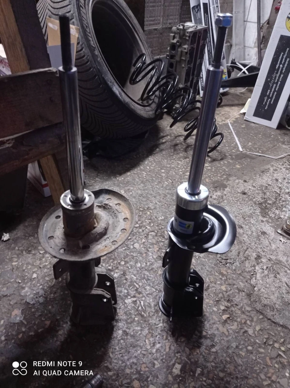 Передні амортизатори Bilstein B4: інша модель?