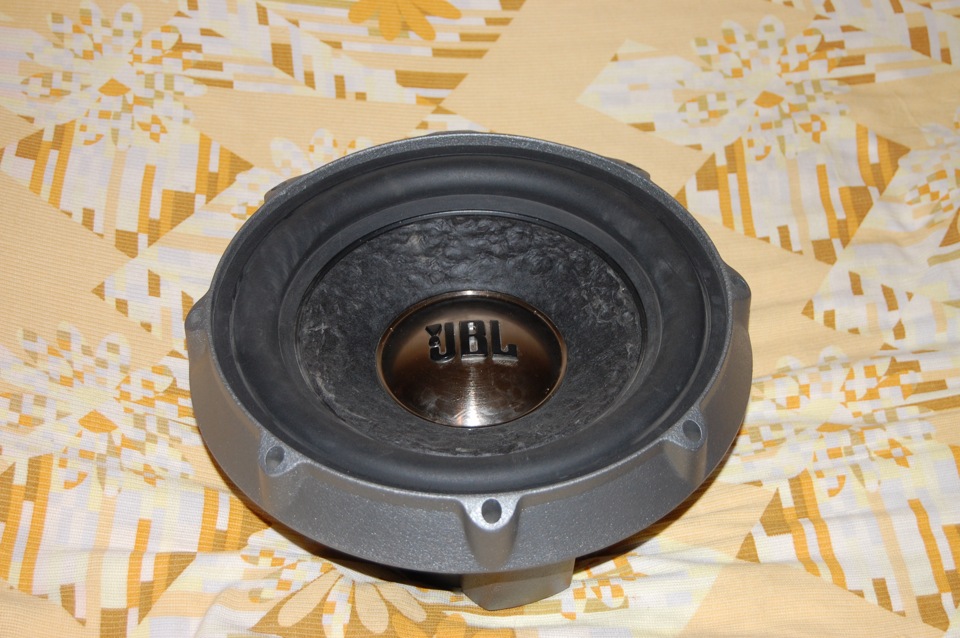 ПОТУЖНИЙ JBL P1222 SAB 1