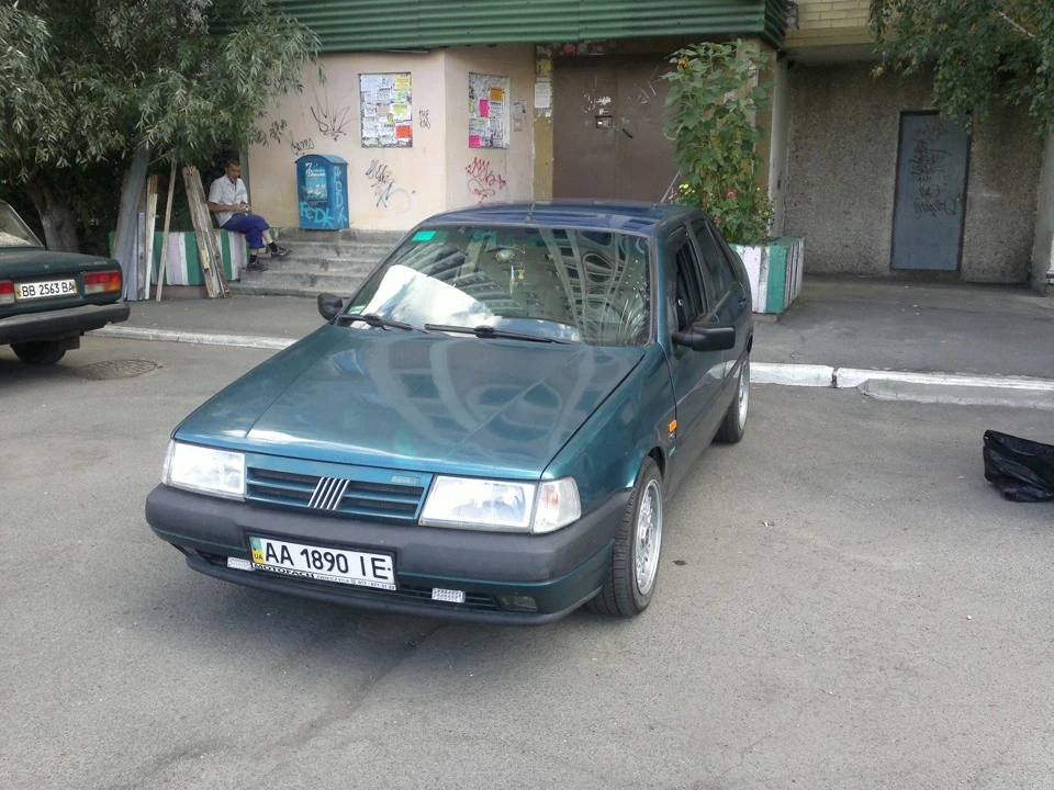виїхав