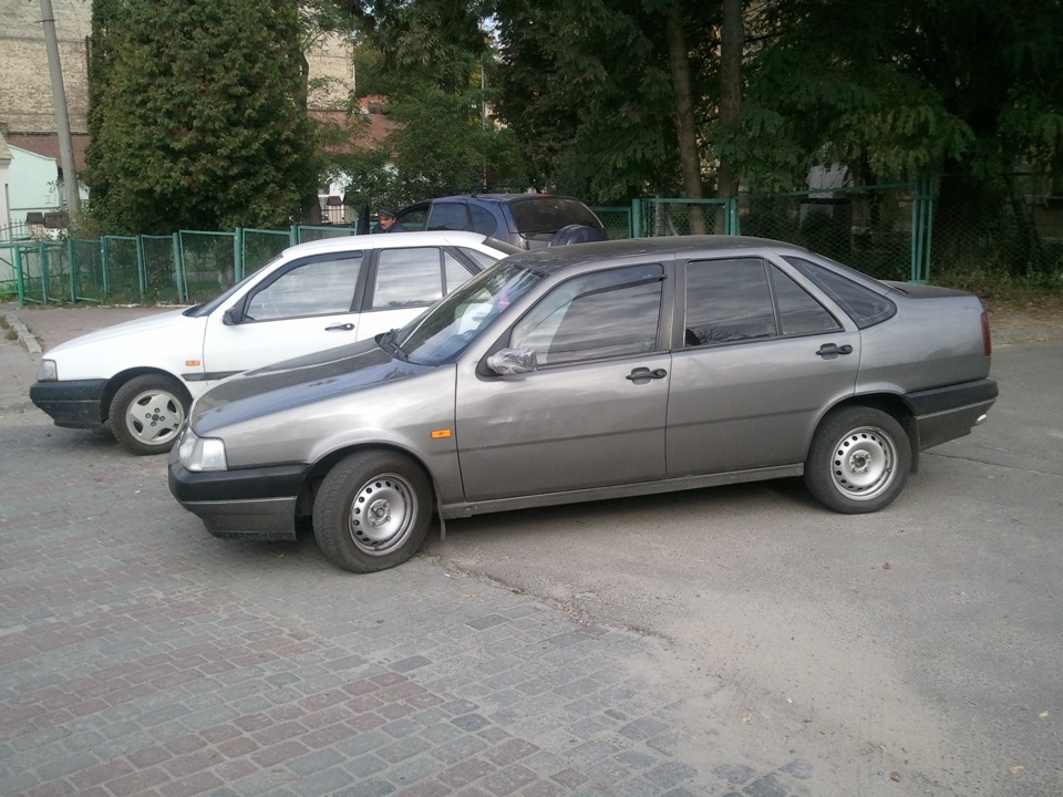 дві подружки. 1