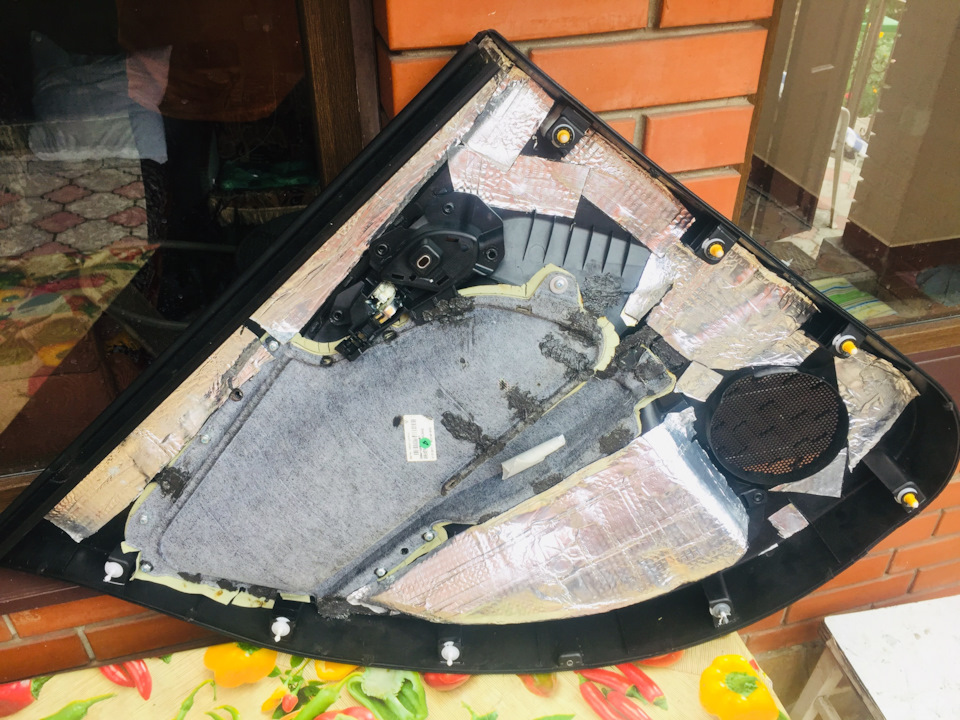 Покращуємо акустику дверних карток + прибираємо шуми вібрації 5