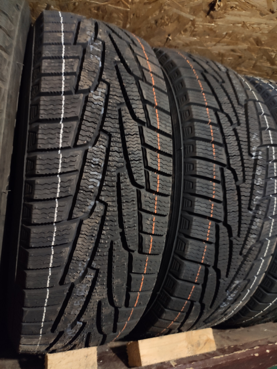 Зимова гума KUMHO I ZEN KW31 2