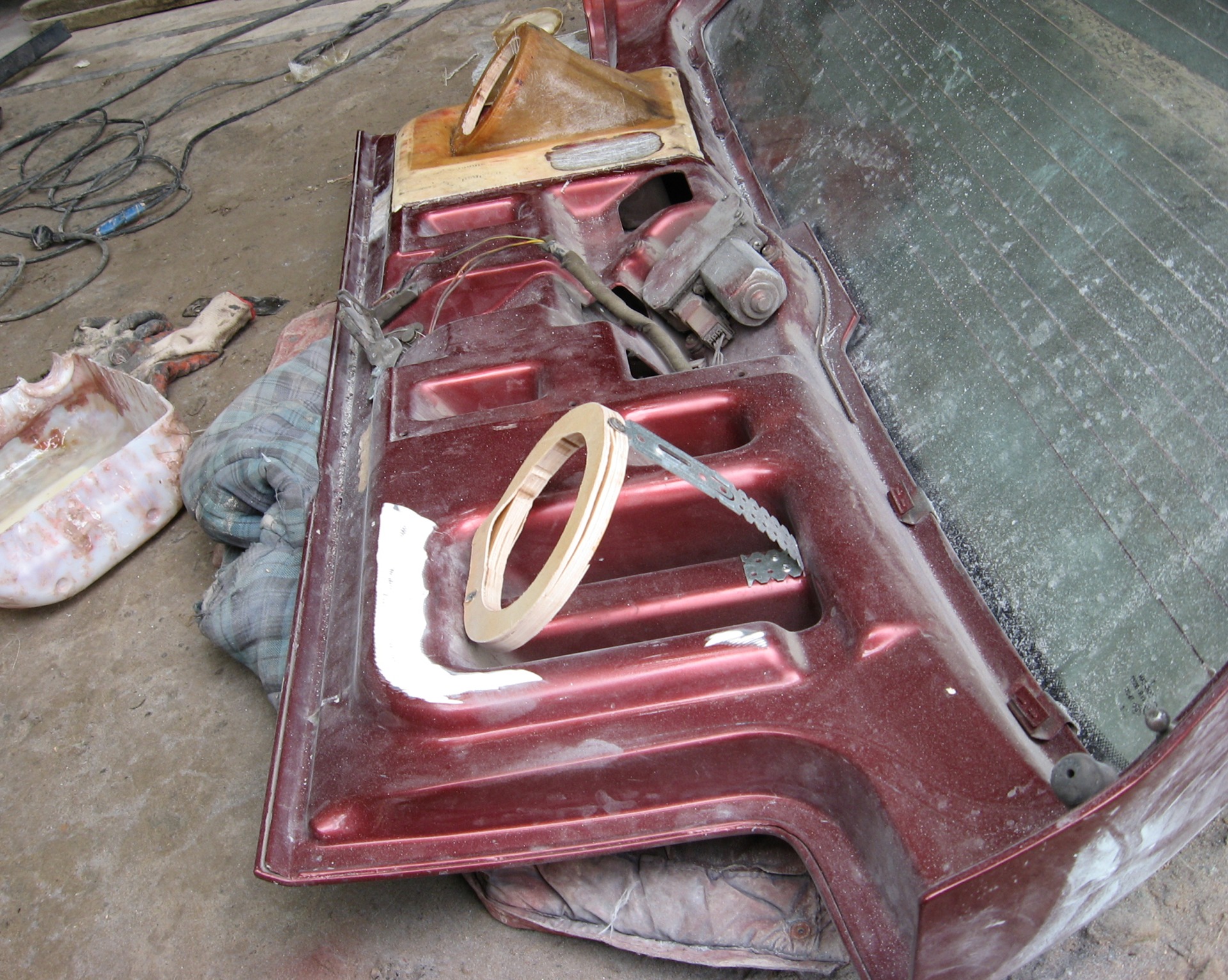 Подиум в леаде 3