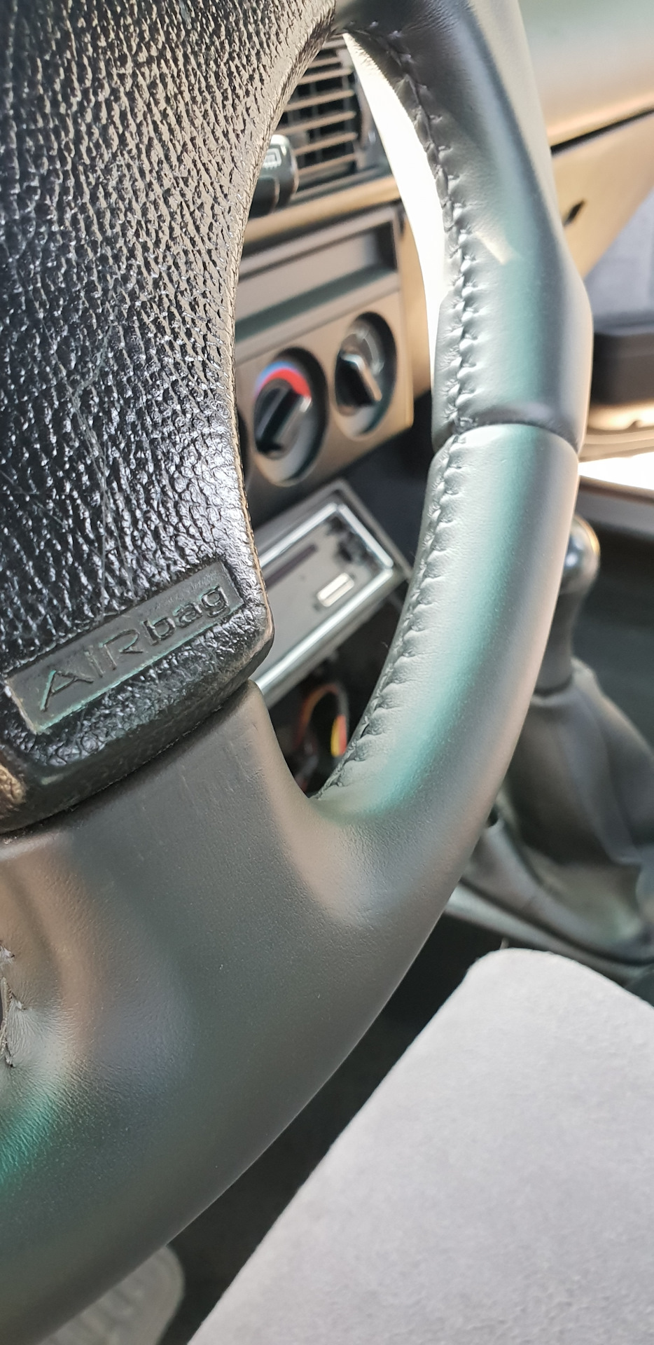 Перешив руля момо в кожу 3