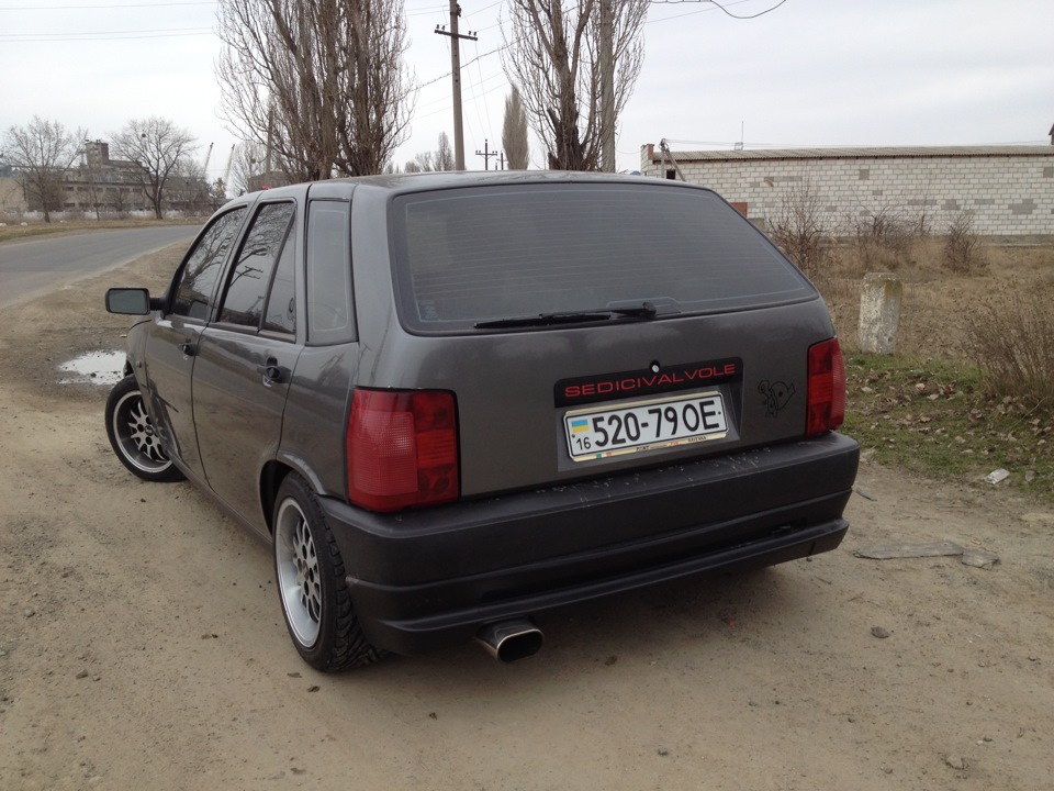 Спойлер Zender 2