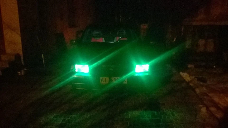 Зелені LED в габарити та паралель стопів