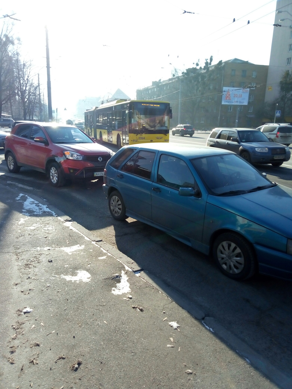 Перша тисяча та комплект зчеплення, що приїхав у задній бампер. 2