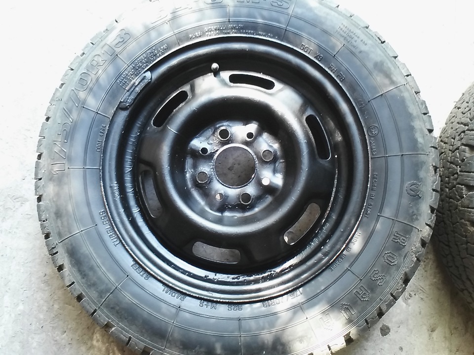 Продам диски та шини БЦ-6 175/70 R13 2
