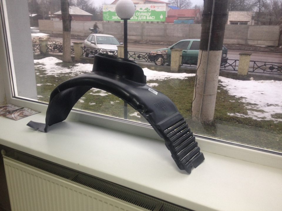 #42 Новий правий підкрилок 1