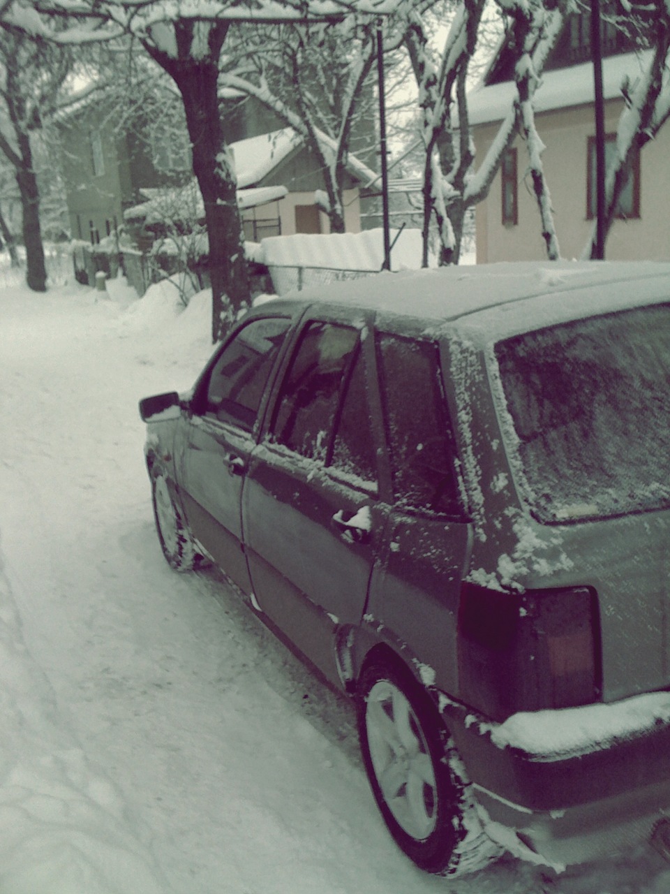 10.12.2012 Дорвався до пари брудних фоток 5
