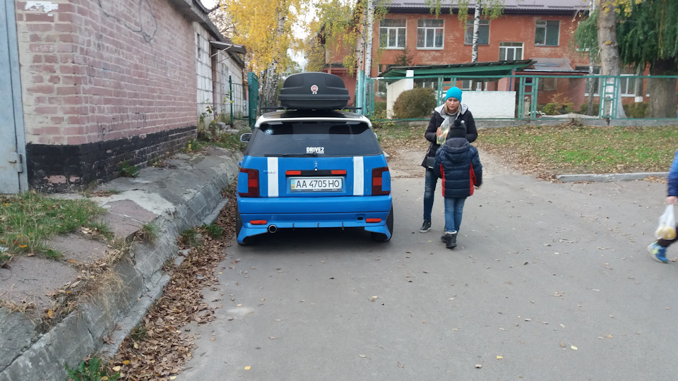 Тепер обважування по колу врівень, справа за велокріпленням, відмінний зазор, і кліренс норм) 1