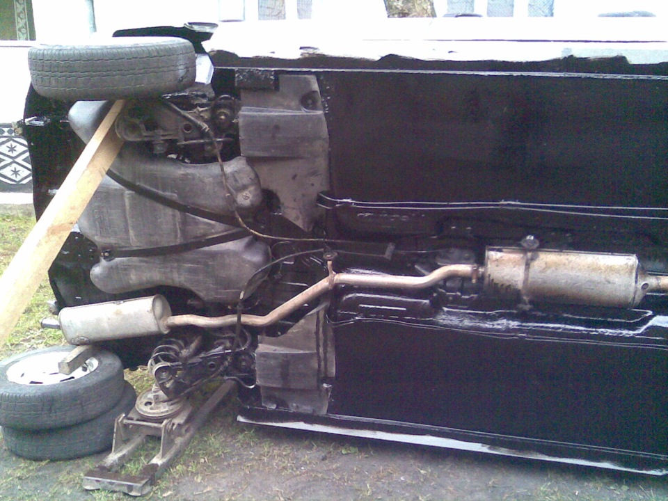 Покриття дна автомобіля бітумом 3