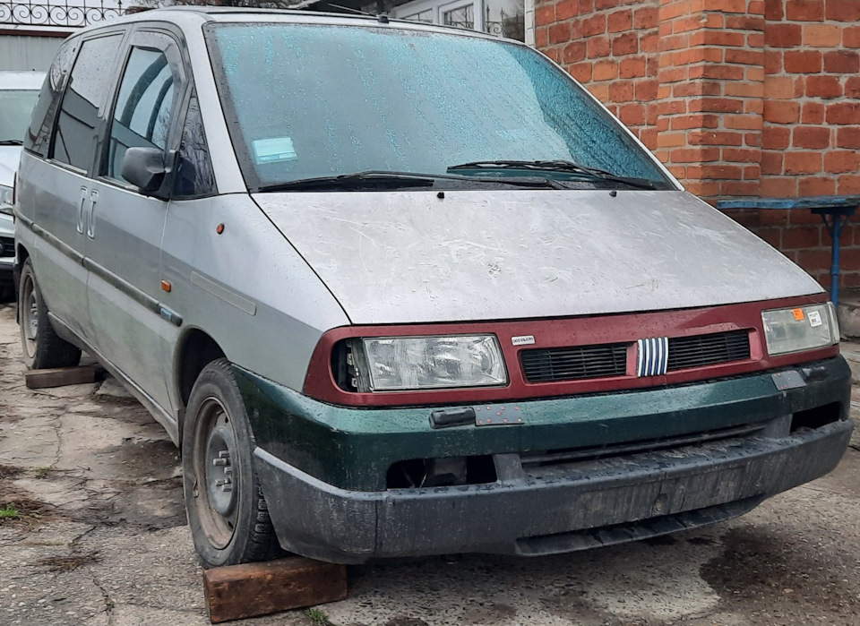 Справа рухається) 3