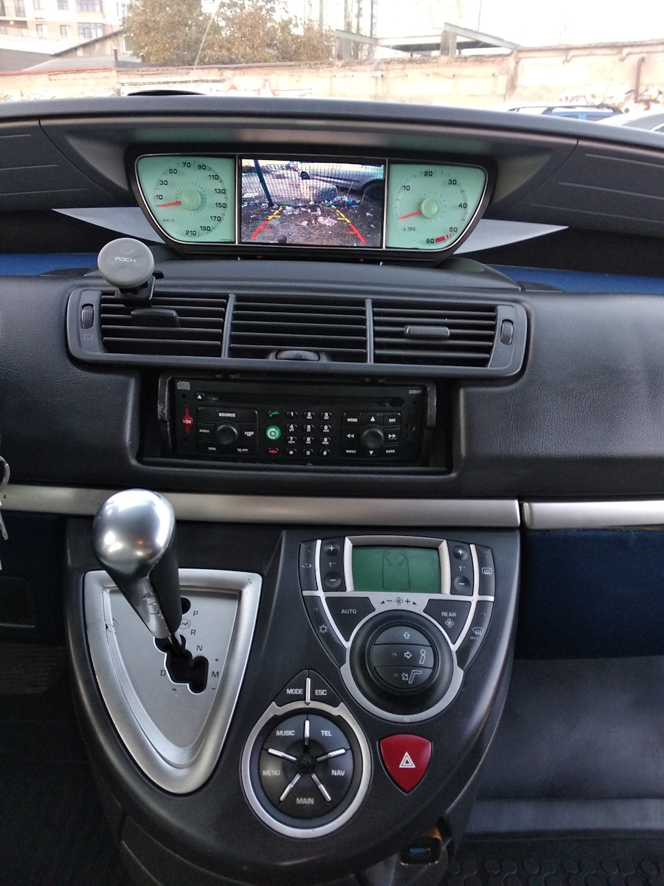 Новий салон та Камера заднього виду Fiat Ulysse 2