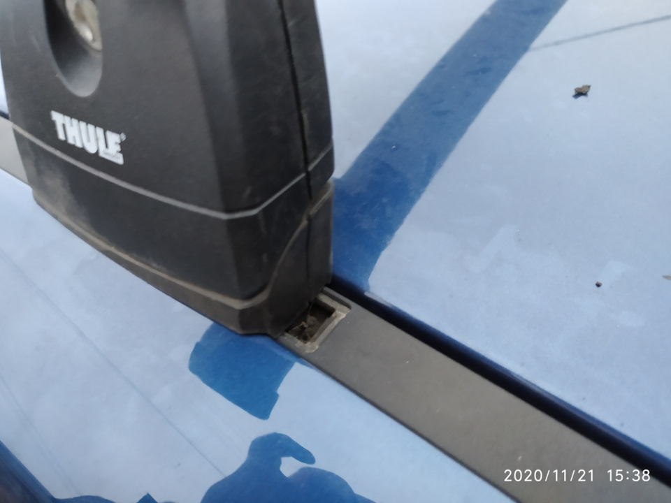 Thule поперечені 4