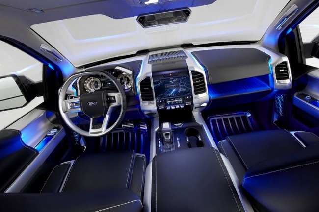 Ford обкатує нові технології на концепті Atlas 3