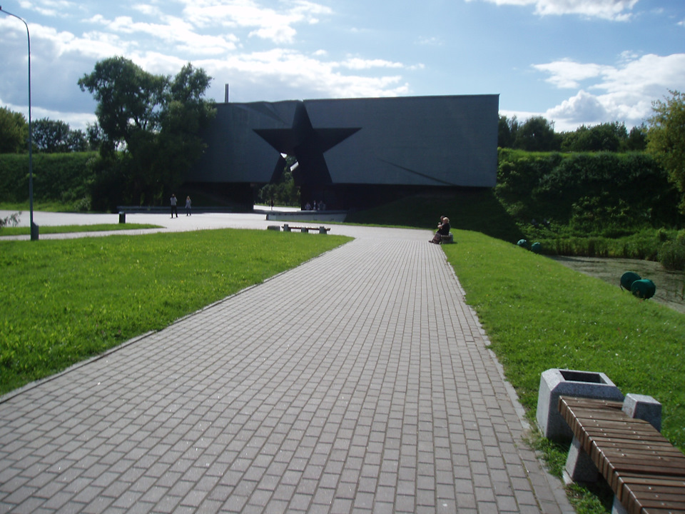 Берестейский тракт 3