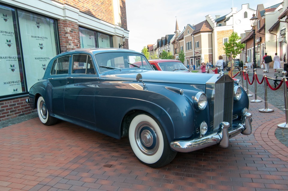 Old Car Fest 20-21 червня в аутлет містечку Мануфактура. 1