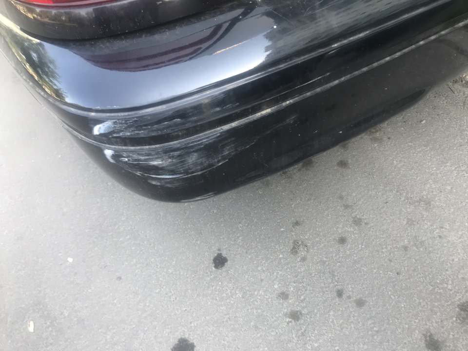 Притерли бампер 1