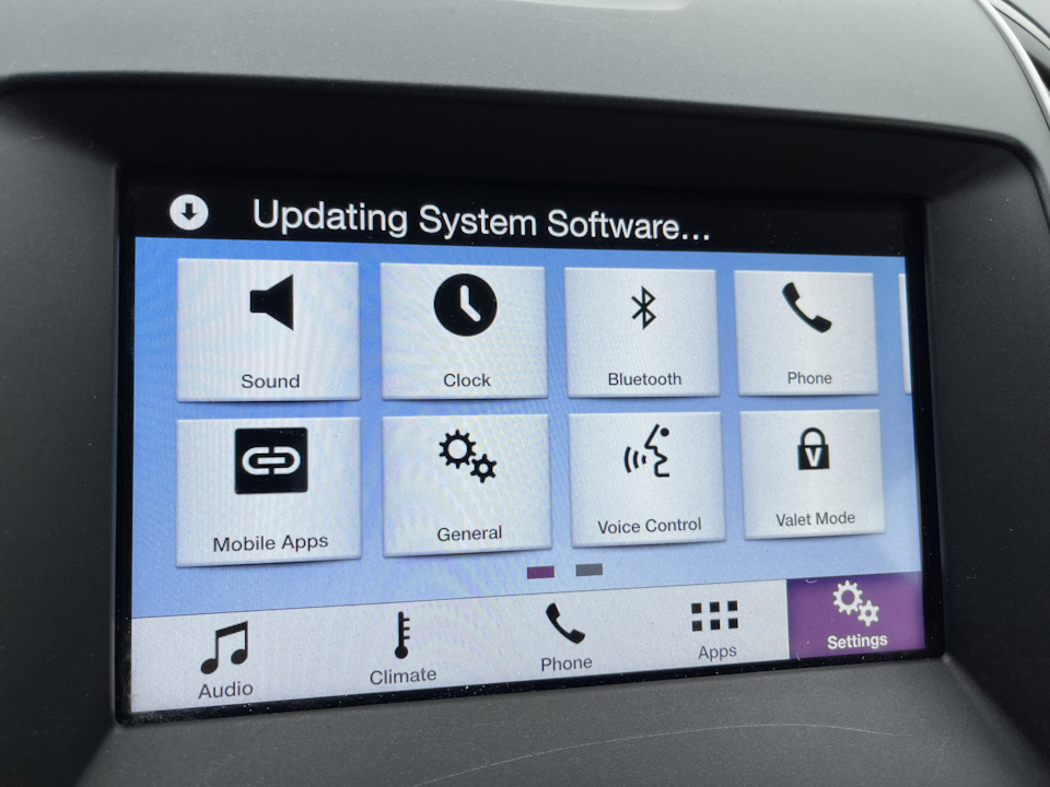 Не оновлюється Sync 3 / налаштування CarPlay 2