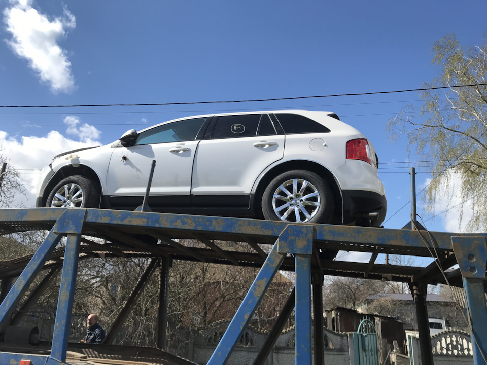 Приїхала машинка або як я з'їжджав з автовоза :) 2