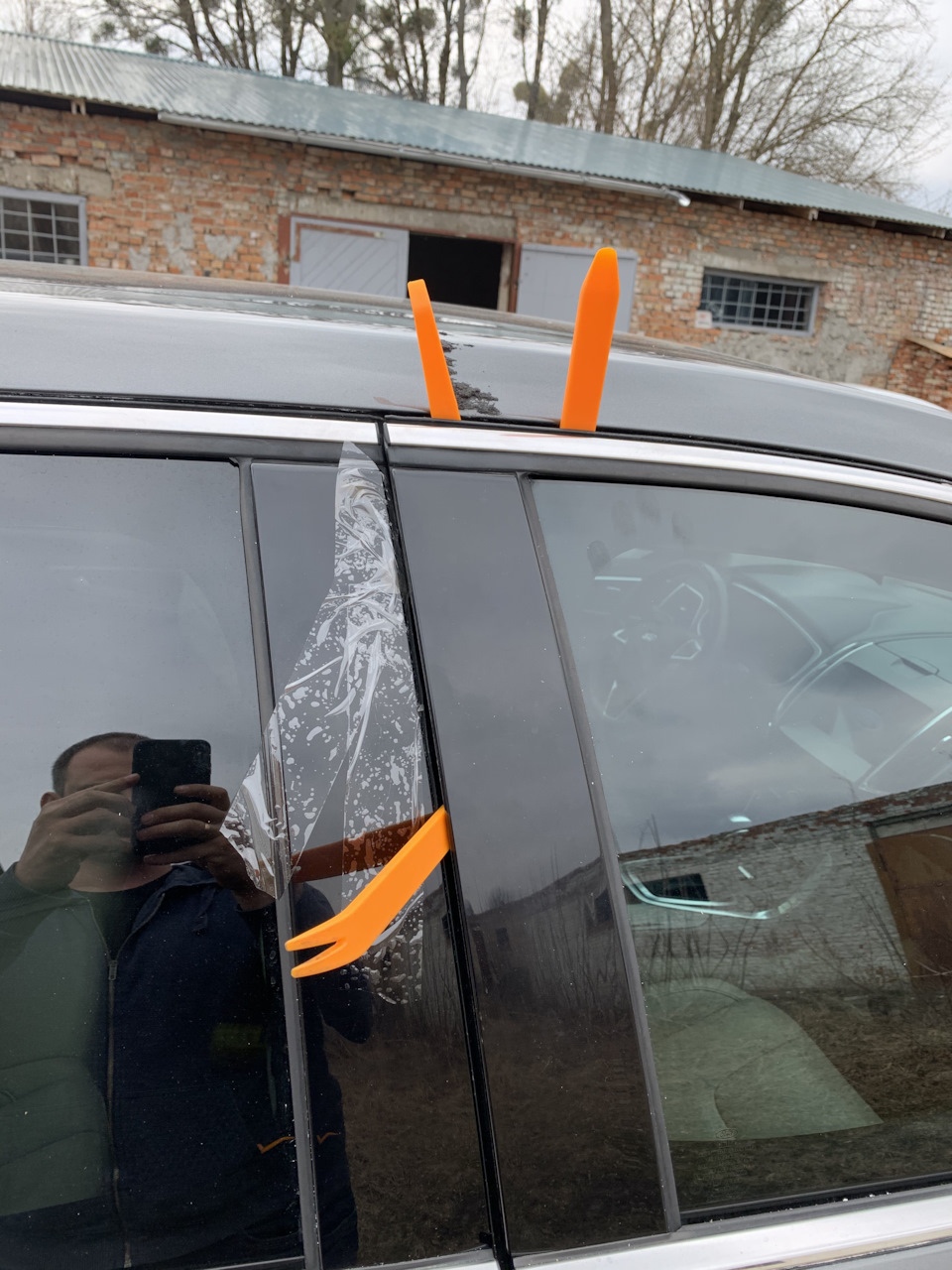 Закрилась з ключем в салоні. Відкривання 2