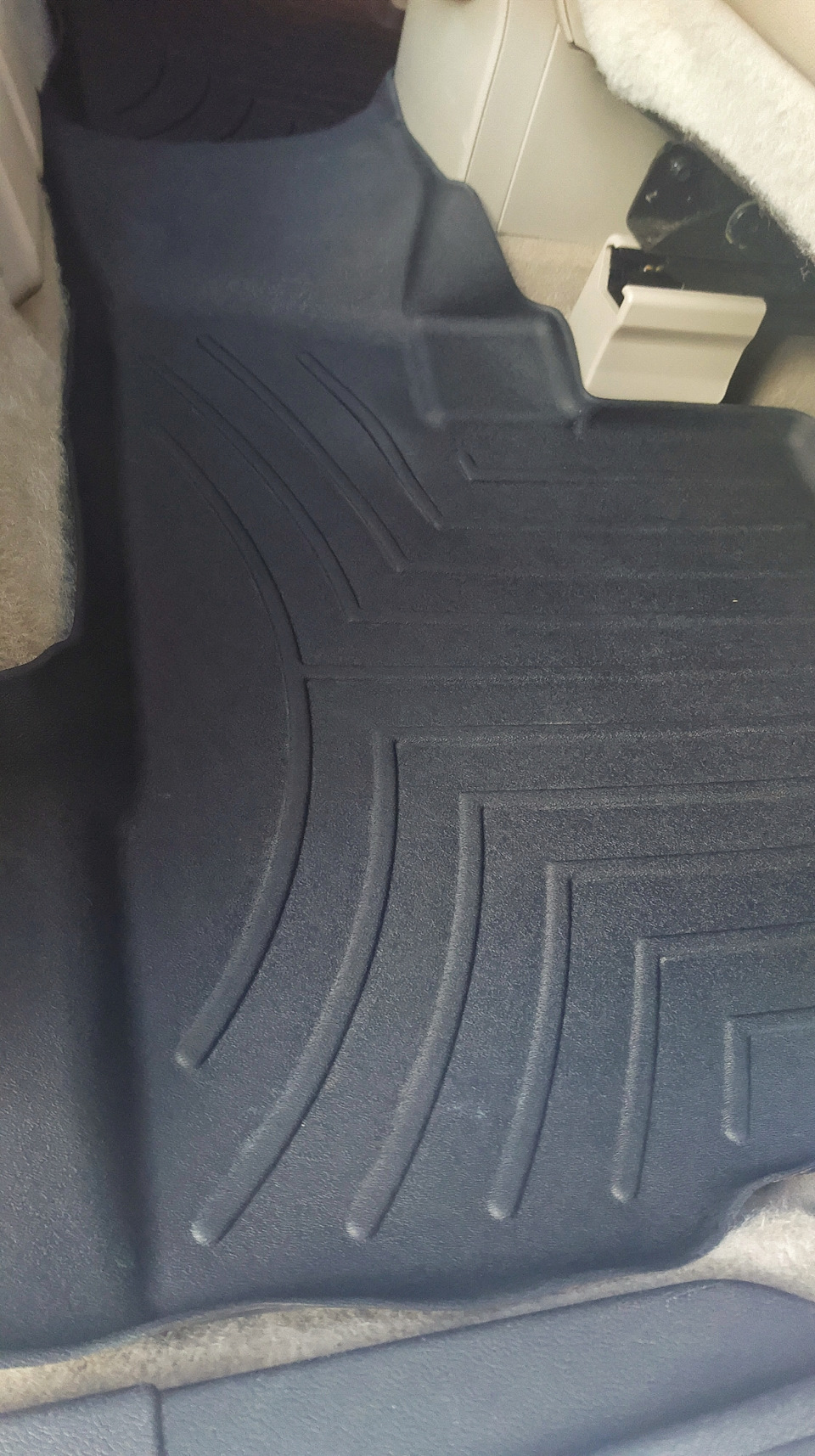 Килимки Weathertech 2