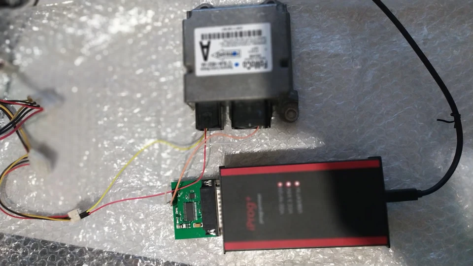 чистка crash data подушок безпеки infineon XC2361