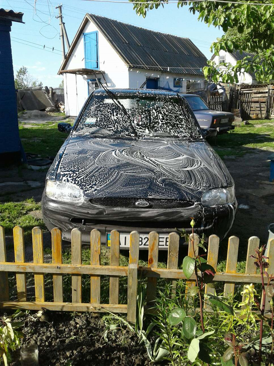 Вперше мив машину з автошампунем, ну не довіряю я цій хімії 4