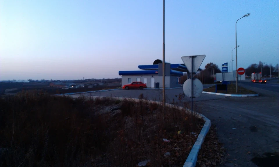 Подорож, поломка генератора, поганий бензин.