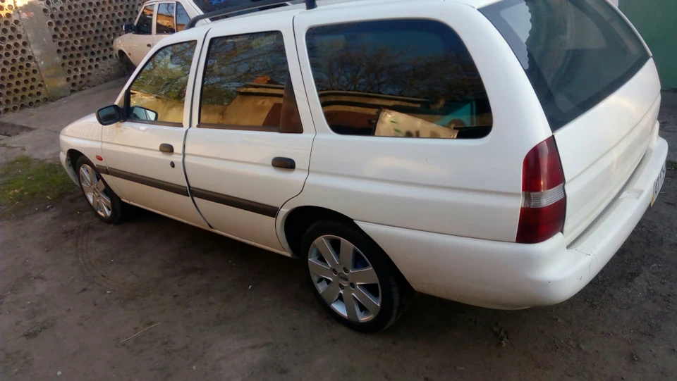 Диски Ford R16 6,5j et 52