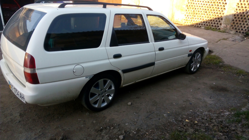 Диски Ford R16 6,5j et 52 3