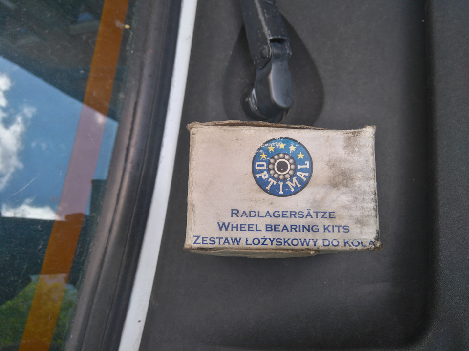 Підшипник правої маточини 2